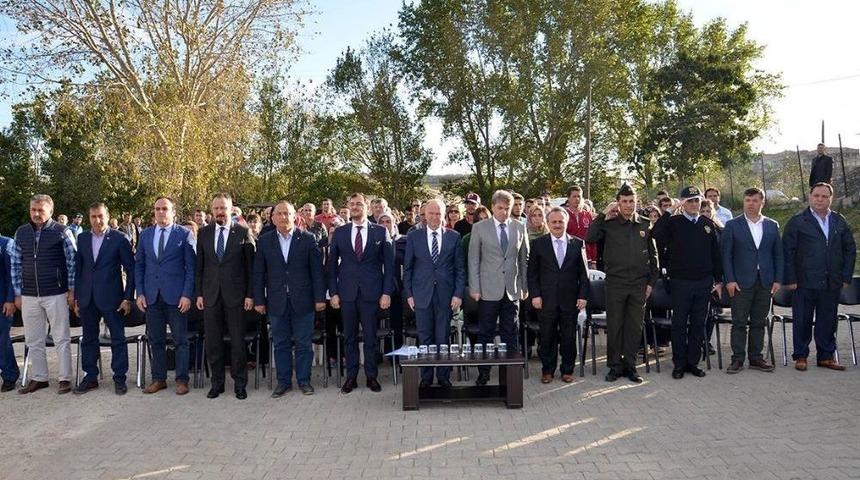 25 Gen&ccedil; &Ccedil;ift&ccedil;iye 150 B&uuml;y&uuml;kbaş Hayvan Dağıtıldı