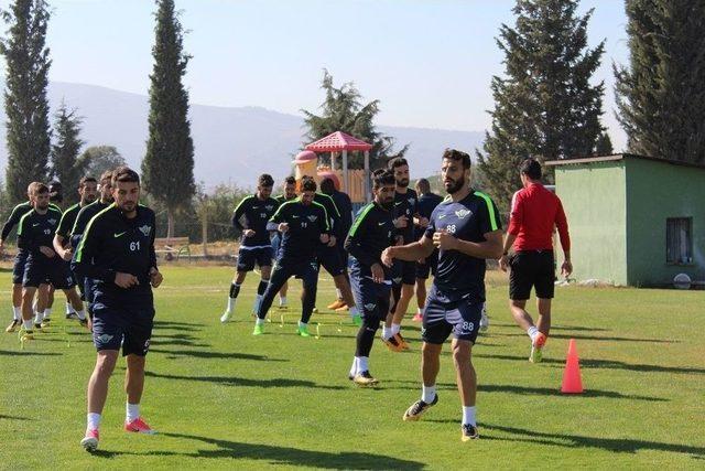 Akhisarspor, Gen&ccedil;lerbirliği Ma&ccedil;ını Bekliyor 2