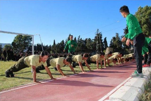 Kadın Astsubay Adayları Eğitimlere Başladı 