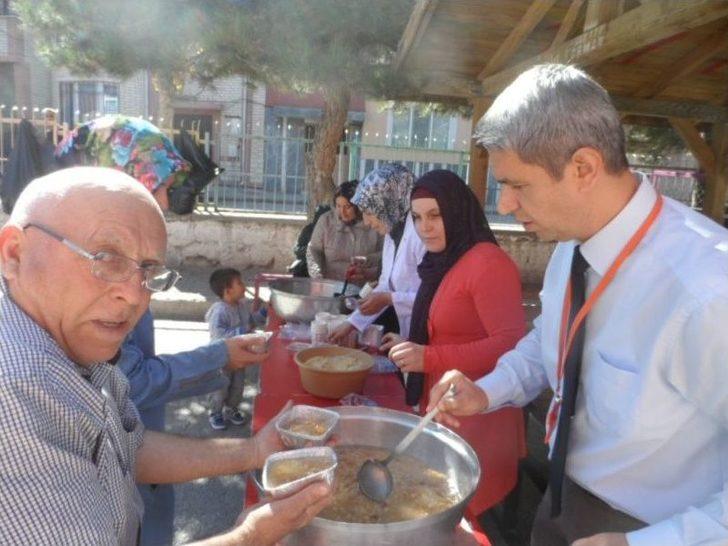 Eskişehir Odunpazarı 1. Hava İkmal Bakım Merkezi İlkokulu’nda Aşure Günü G5