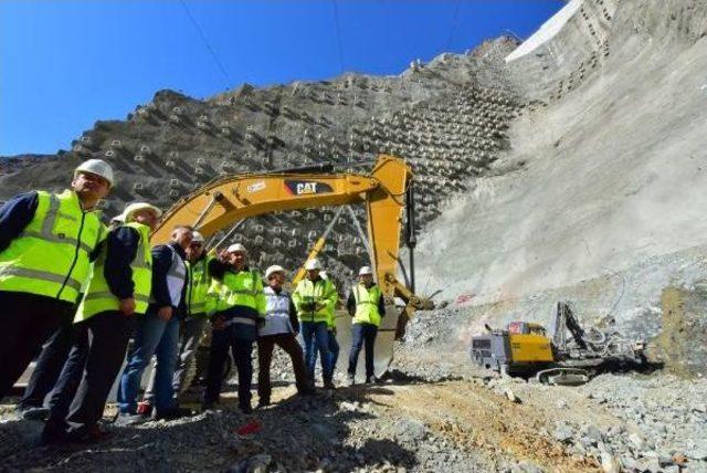 Yusufeli Barajı Tamamlandığında Ekonomiye Yıllık 450 Milyon Lira Katkı Sağlayacak