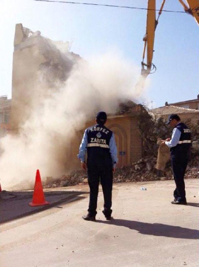 Kuş Yuvası, Yıkımı Durdurdu 1