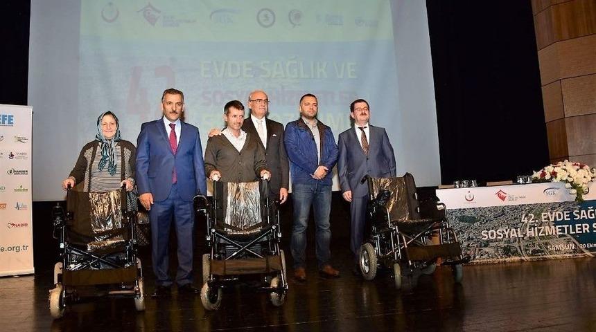Evde Sağlık Ve Sosyal Hizmetler Sempozyumu