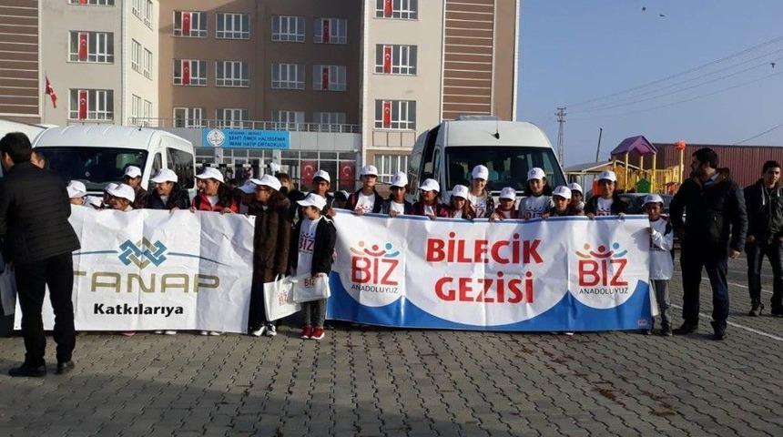 &lsquo;biz Anadoluyuz Projesi&rsquo; Kapsamında Ardahan&rsquo;da İlk &Ouml;ğrenci Kafilesi Uğurlandı