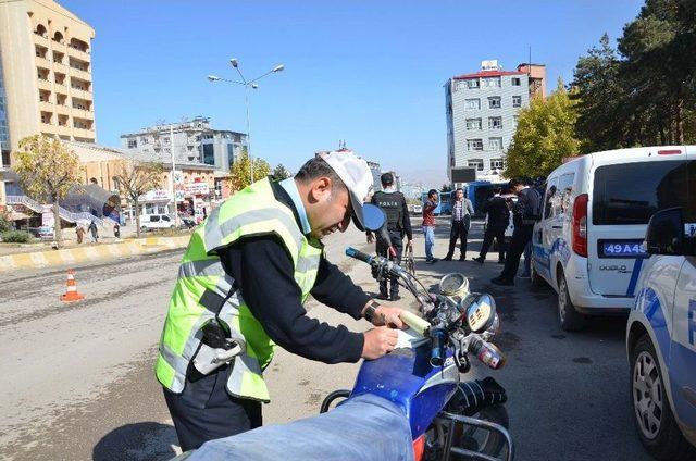 Muş’ta Motosikletlere Sıkı Denetim