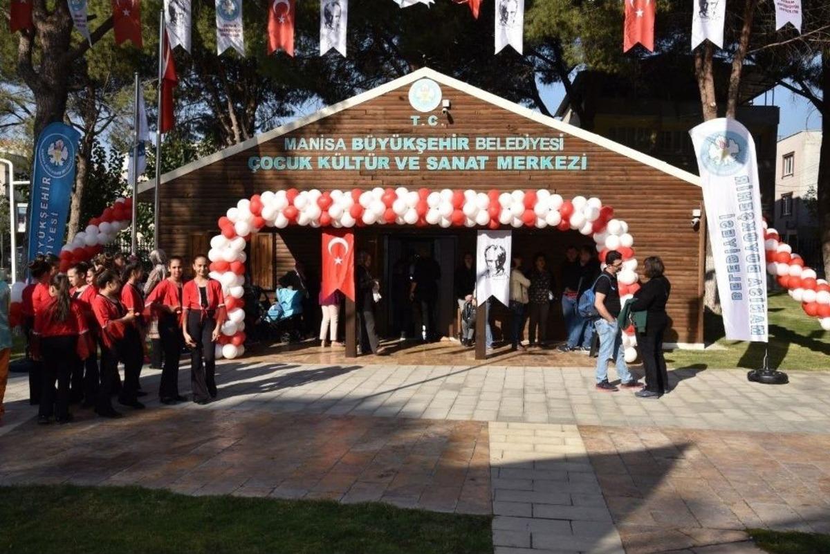 Saruhanlı&rsquo;da Ş&ouml;len Havasında A&ccedil;ılış