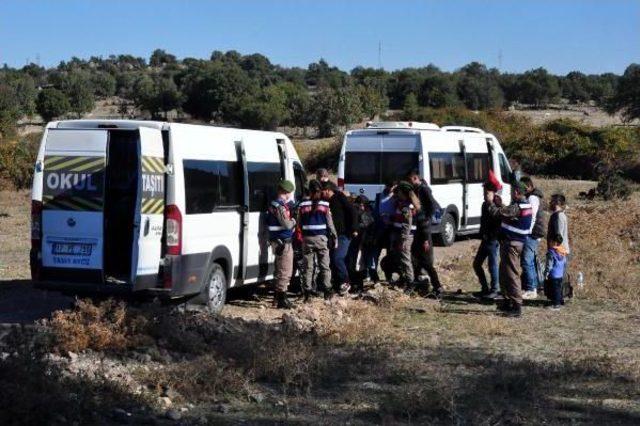 Ayvacık ta Ka&ccedil;ış Hazırlığındaki 40 Suriyeli Yakalandı 3