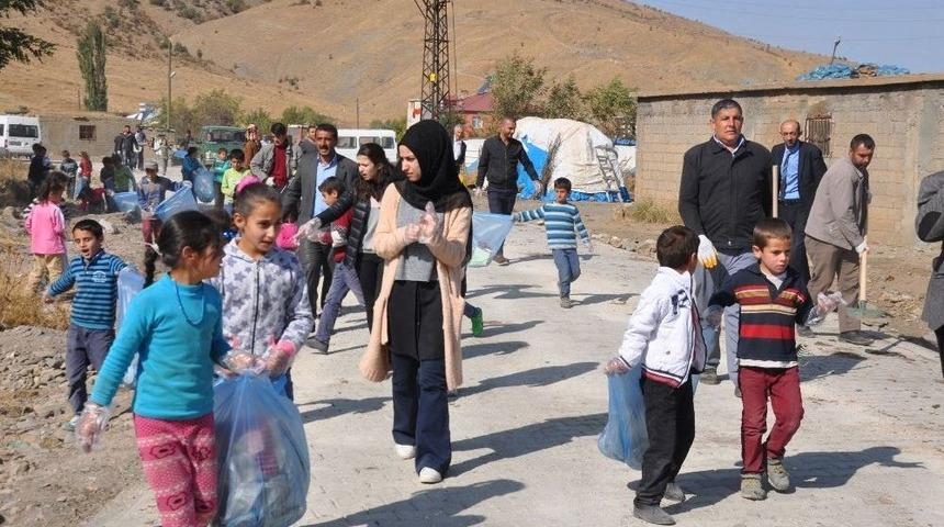 Hask&ouml;y&rsquo;&uuml;n 17 K&ouml;y&uuml;nde Temizlik Kampanyası Başlatıldı