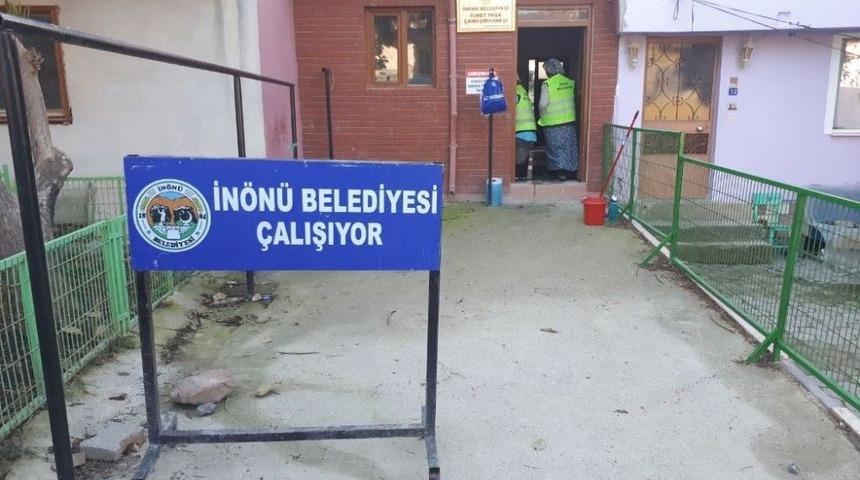 İn&ouml;n&uuml; Belediyesinden Kış &Ouml;ncesi Temizlik