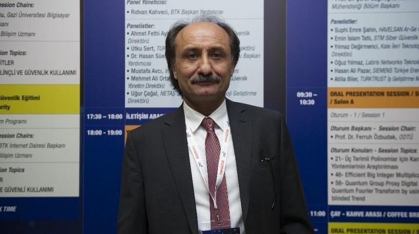 Uzmanlardan Sosyal Medya Kullanıcılarına Uyarı: İzleniyorsunuz