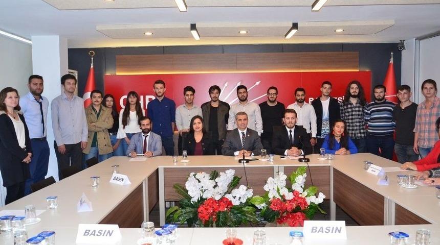 Chp Balıkesir İl Gen&ccedil;lik Kollarında Kan Değişimi