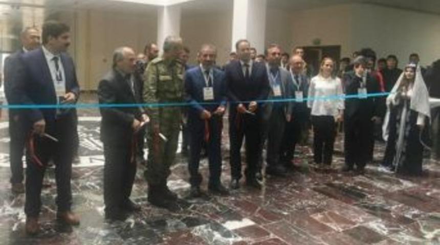 Ardahan &Uuml;niversitesinde &lsquo;kafkaslardan Anadolu&rsquo;ya Şiir Şair Ve Aşık G&uuml;nleri&rsquo;