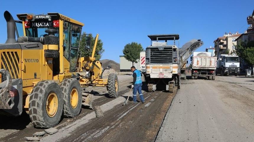Ana Caddelerde Asfalt &Ouml;ncesi Hazırlık Devam Ediyor