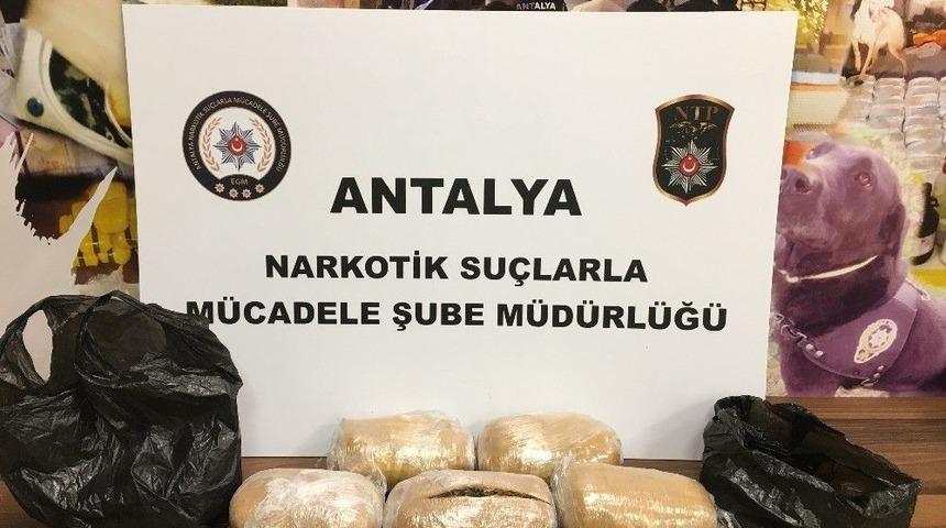 Cenaze Aracıyla Uyuşturucu Sevkiyatı