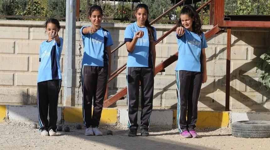 Denizlili Gen&ccedil;ler Antalya&rsquo;da T&uuml;rkiye Şampiyonu Oldular