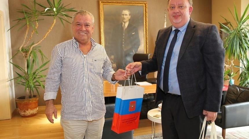 Rusya Antalya Başkonsolosu Bodrum Belediyesi&rsquo;ni Ziyaret Etti