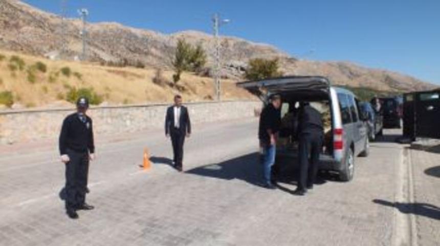 Tut İl&ccedil;e Emniyet Amiri Uygulama Yapan Ekipleri Denetledi