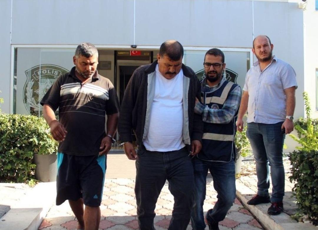 Kiraladıkları Ara&ccedil;larla Hayvan Hırsızlığı Yapan Şebeke Yakalandı