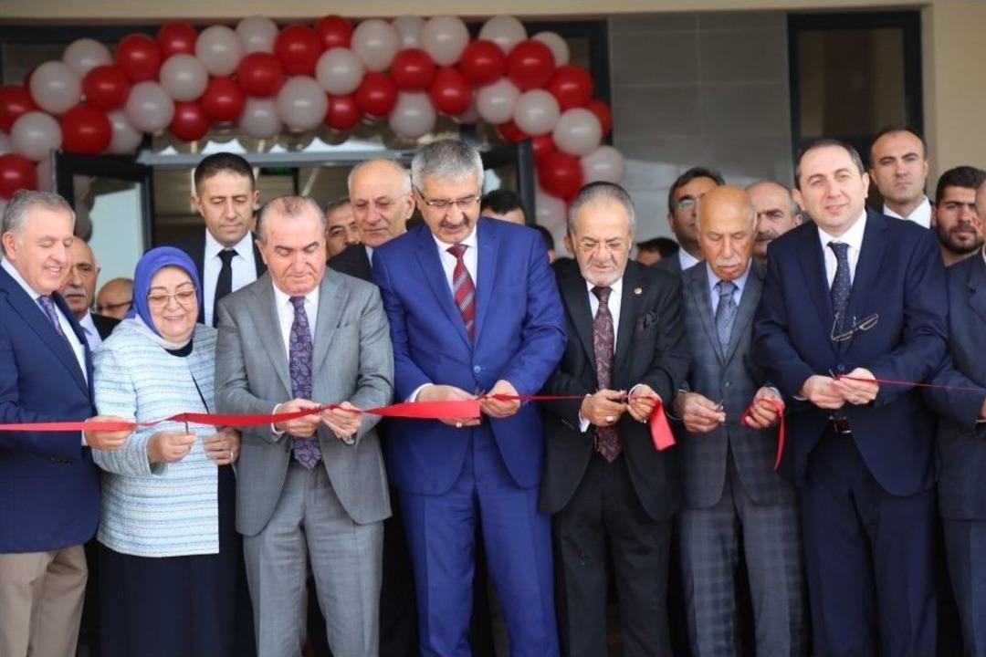 Alaca Avni &Ccedil;elik Myo Hizmete A&ccedil;ıldı