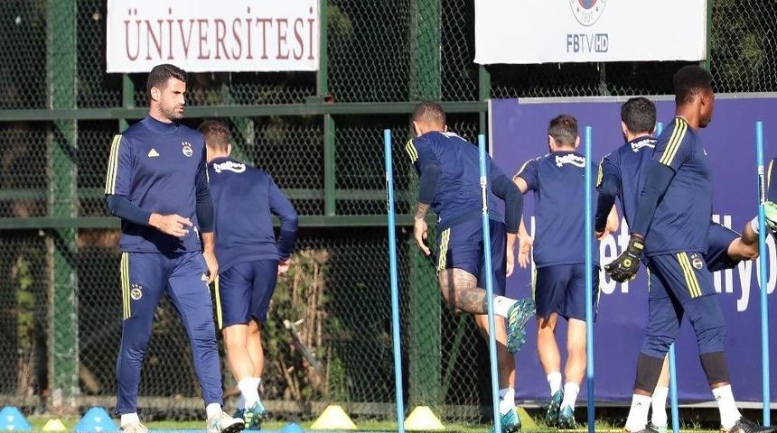 Fenerbah&ccedil;e Derbi Hazırlıklarını S&uuml;rd&uuml;rd&uuml;