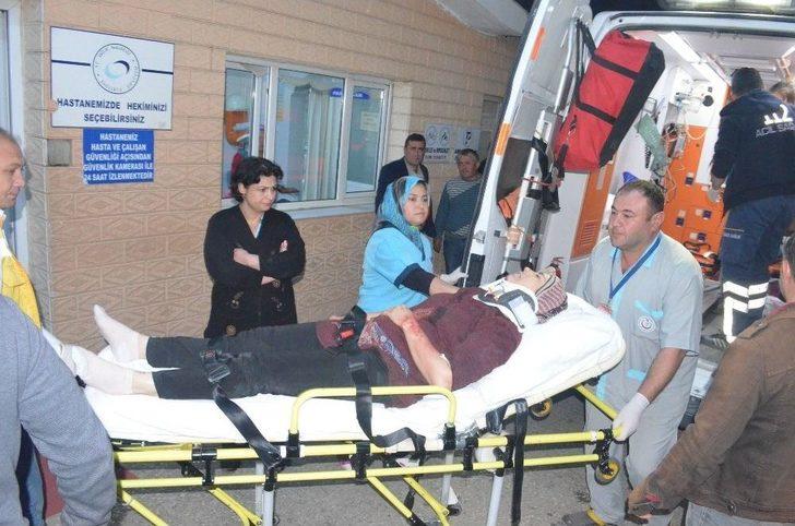 Manisa’da Tır Otomobile Çarptı: 8 Yaralı G1