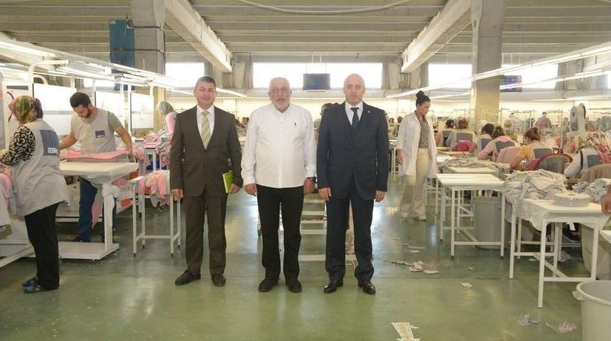 Vali &Ccedil;ift&ccedil;i Osb&rsquo;de &Uuml;retim Tesislerini Gezdi