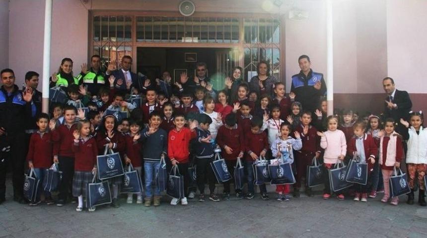 Iğdır&rsquo;da İlkokul &Ouml;ğrencilerine Trafik Eğitimi