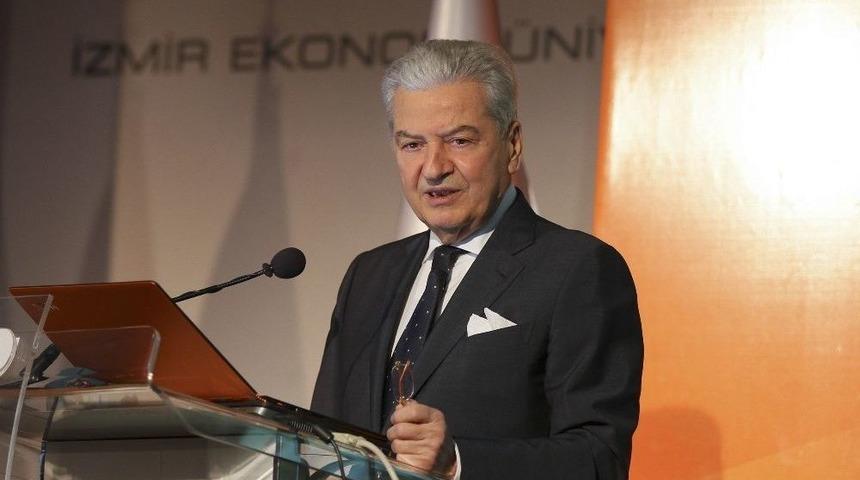 Uluslararası Derecelendirme Kuruluşu İzmir Ekonomi&rsquo;yi Yukarıya Taşıdı