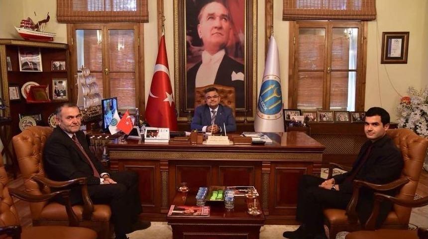 Bilecik M Tipi Kapalı Ve A&ccedil;ık Ceza İnfaz Kurumu M&uuml;d&uuml;r&uuml; G&uuml;l&rsquo;den Başkan Yağcı&rsquo;ya Ziyaret