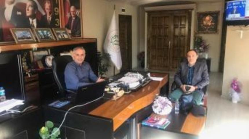 Başkan Yaman, Fabrika M&uuml;d&uuml;r&uuml;yle Bir Araya Geldi