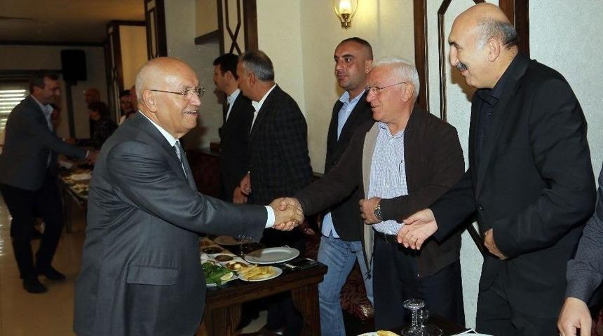 Başkan Yaşar, G&uuml;m&uuml;şhanelilerle Buluştu