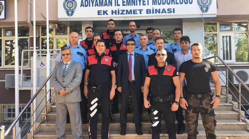Emniyet M&uuml;d&uuml;r&uuml; Alper Emniyet Personelleriyle Bir Araya Geldi