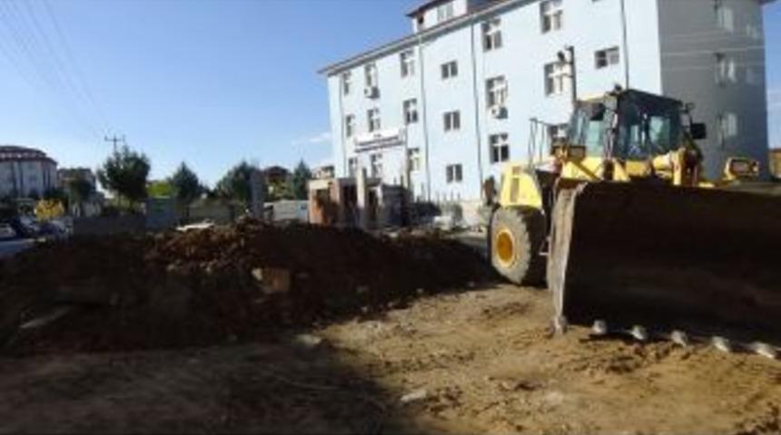 Simav İl&ccedil;e Emniyet M&uuml;d&uuml;rl&uuml;ğ&uuml;&rsquo;ne Binasına G&uuml;venlik Duvarı