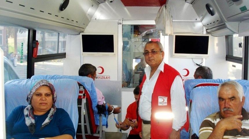 Kızılay, Sarıg&ouml;l&rsquo;de 2 G&uuml;nde 110 &Uuml;nite Kan Topladı