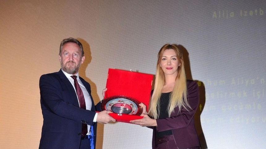 "islamın U&ccedil; Beyi Aliya" Belgeselinin Galasına Yoğun İlgi