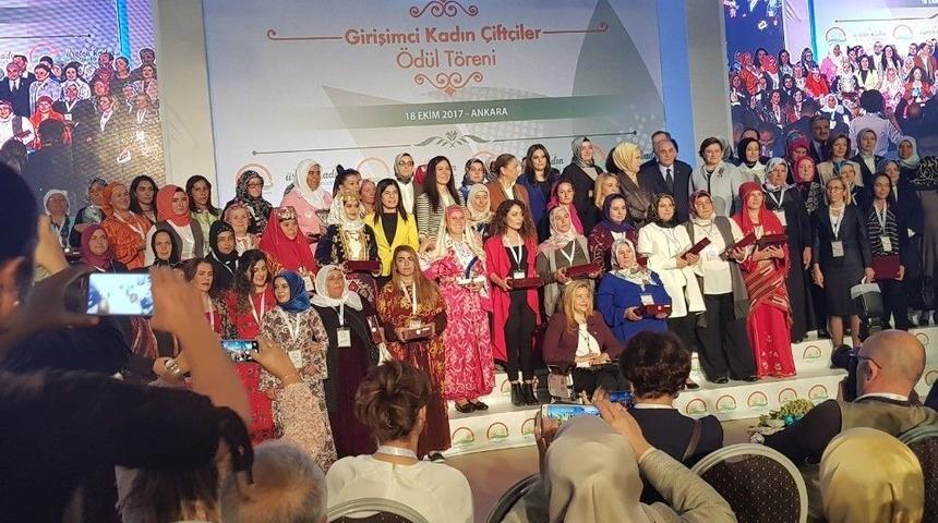 Aydınlı Girişimci Kadın J&uuml;ri &Ouml;zel &Ouml;d&uuml;l&uuml;n&uuml; Aldı