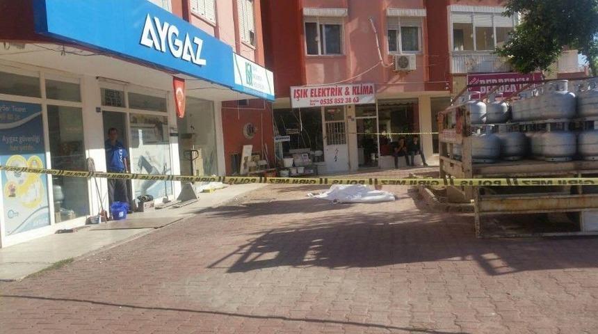 Emekli Deniz Astsubayının Ş&uuml;pheli &Ouml;l&uuml;m&uuml;