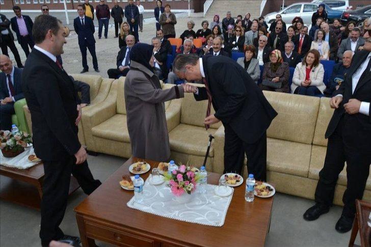 Hayırsever Melahat Teyze, Kansere Yenik Düştü G2