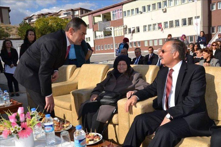 Hayırsever Melahat Teyze, Kansere Yenik Düştü G4