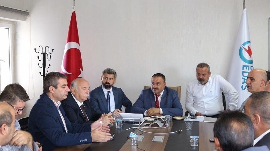 Çiftçilerden Ödemeyenin Elektriğini Kesin Çağrısı