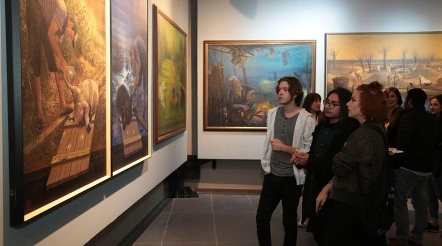 Ayan&rsquo;ın &ldquo;bursa Retrospektifi&rdquo; Sergisi Kapılarını A&ccedil;tı