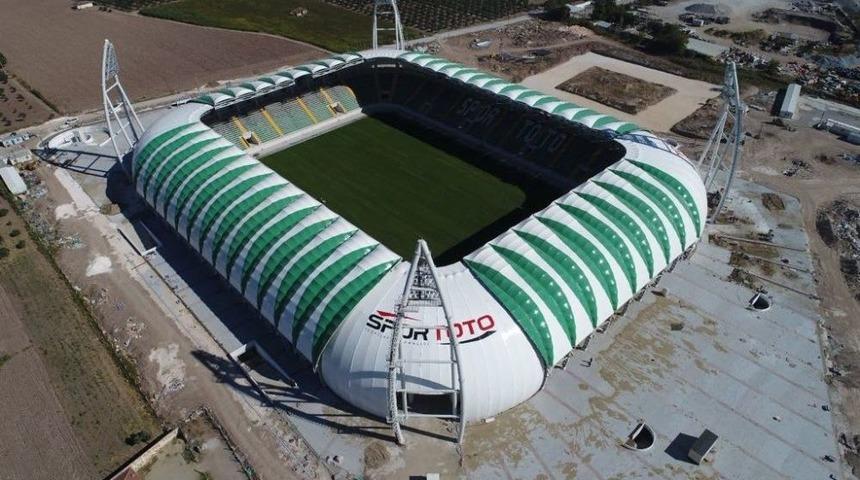 Spor Toto Akhisar Belediye Stadyumu&rsquo;nda Hibrit &Ccedil;im Ekimi Başladı