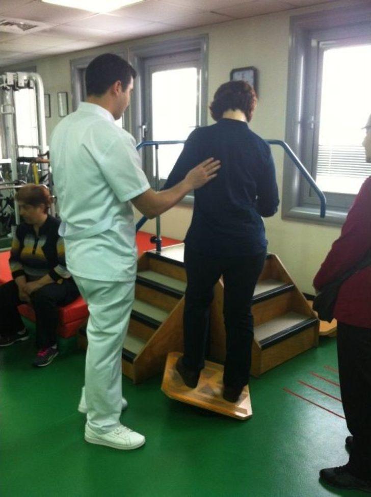 (özel Haber) Mühendis Olarak Uyudu, Okuma-yazmayı Dahi Unutmuş Şekilde Uyandı G4