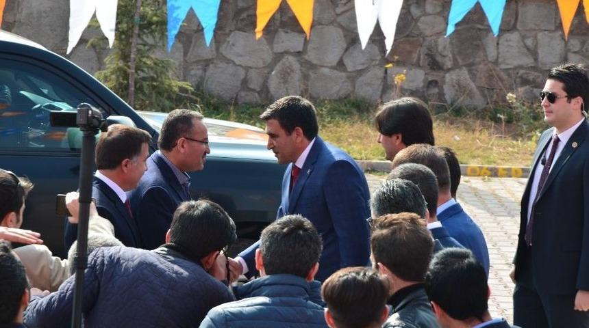 Bekir Bozdağ: &ldquo;bizden &Ouml;nceki H&uuml;k&uuml;met Bir T&uuml;nel Yapmayı Beceremediler&rdquo;