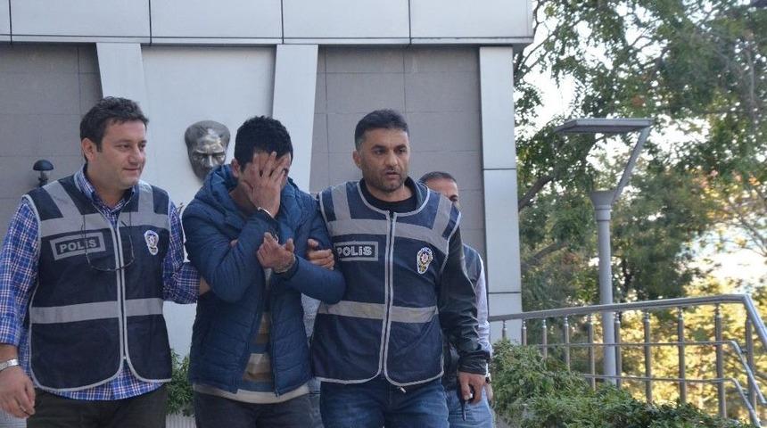 Kapka&ccedil; Yaptığı Telefonu Satmaya &Ccedil;alışırken Yakalandı