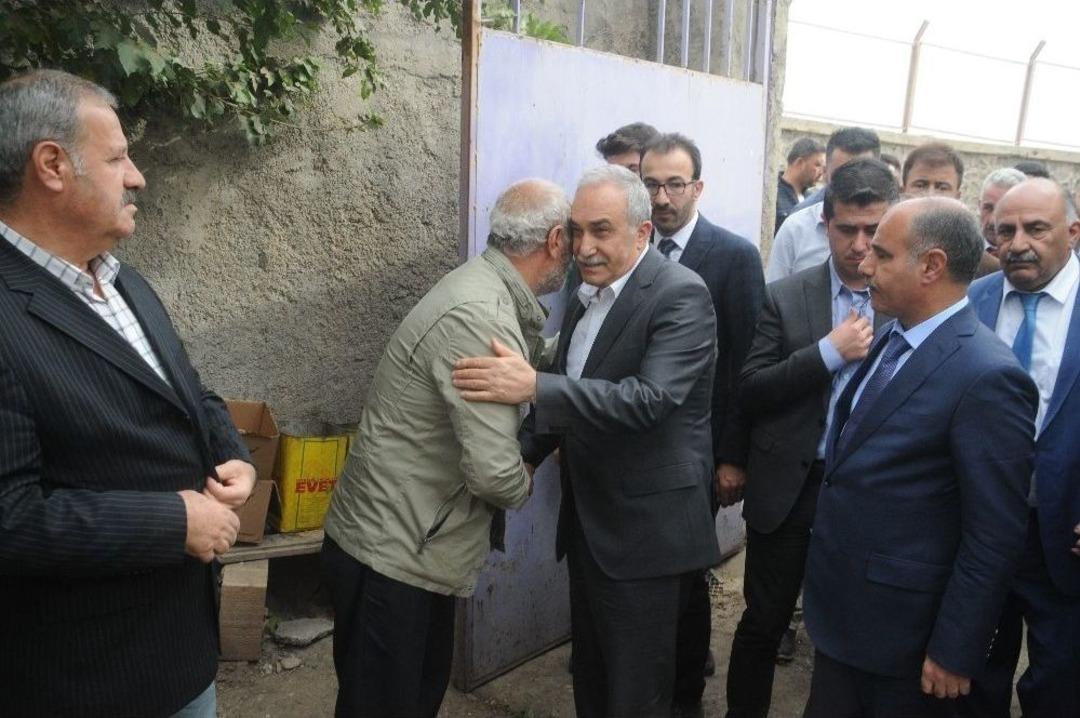 Başbakan Binali Yıldırım&rsquo;dan Acılı Aileye Taziye Telefonu