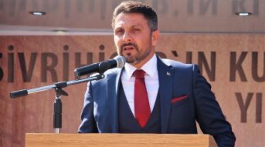 Başkan Yüzügüllünün Gazeteciler Günü Mesajı