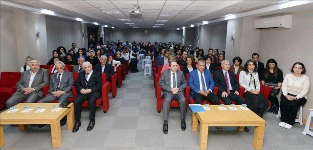Hitit Üniversitesi’nden “dilimiz Kimliğimiz” Konulu Konferans 2