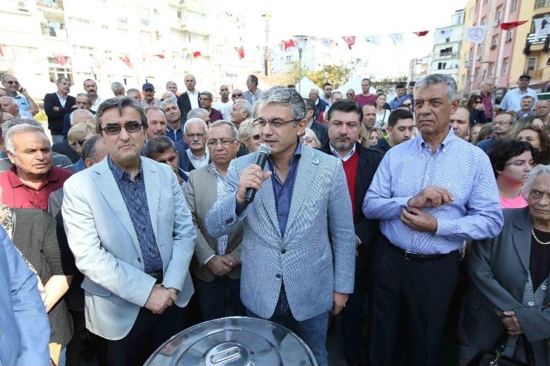 Aşure Kazanı Dostluk İ&ccedil;in Kaynadı