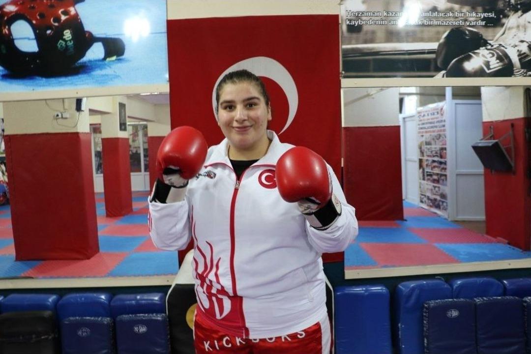 Yetiştirme Yurdundan D&uuml;nya Şampiyonasına